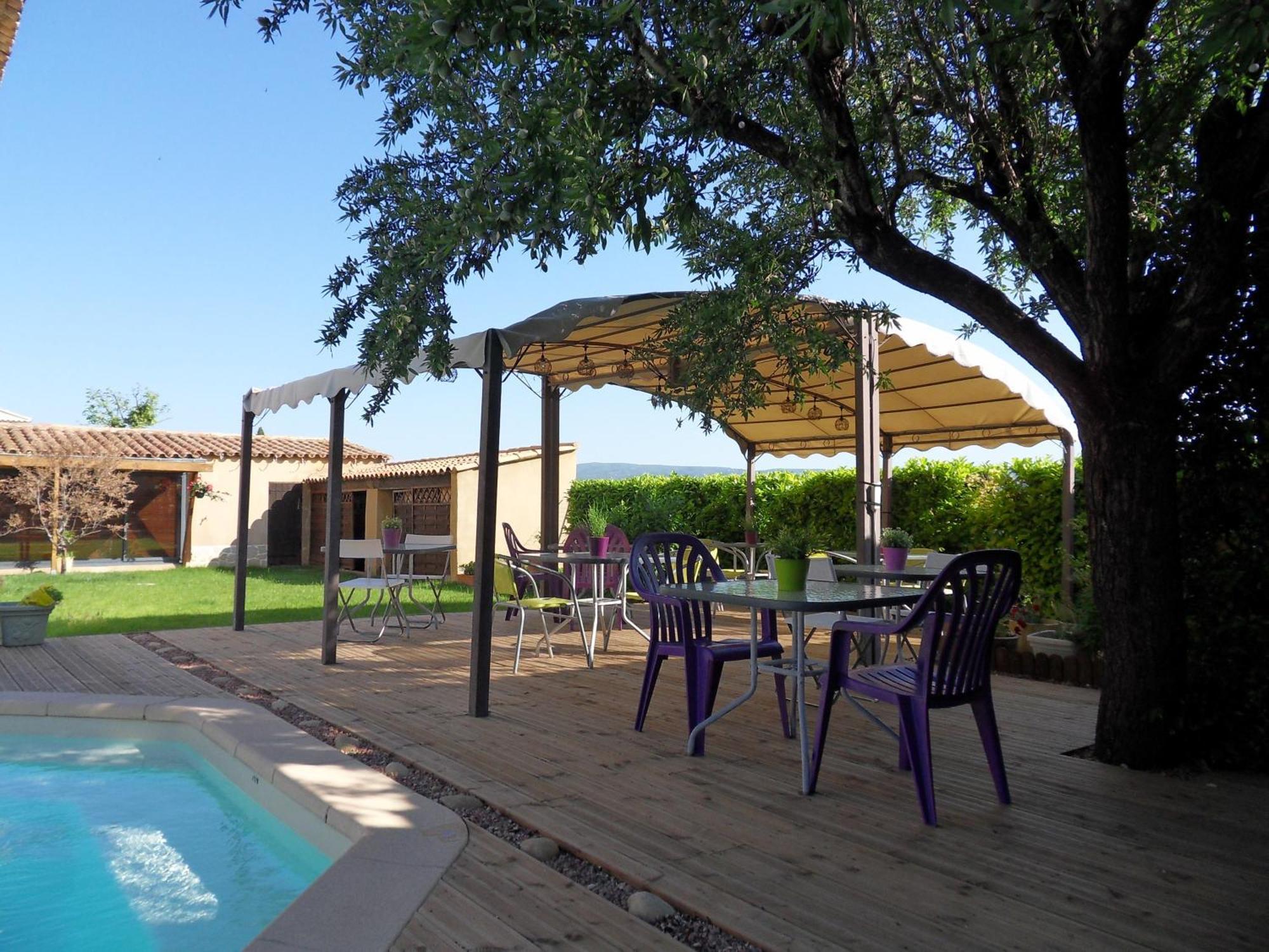 Le Jardin D'Ivana Chambres D'Hotes B&B Avec Piscine Chauffee Oppède Exteriör bild