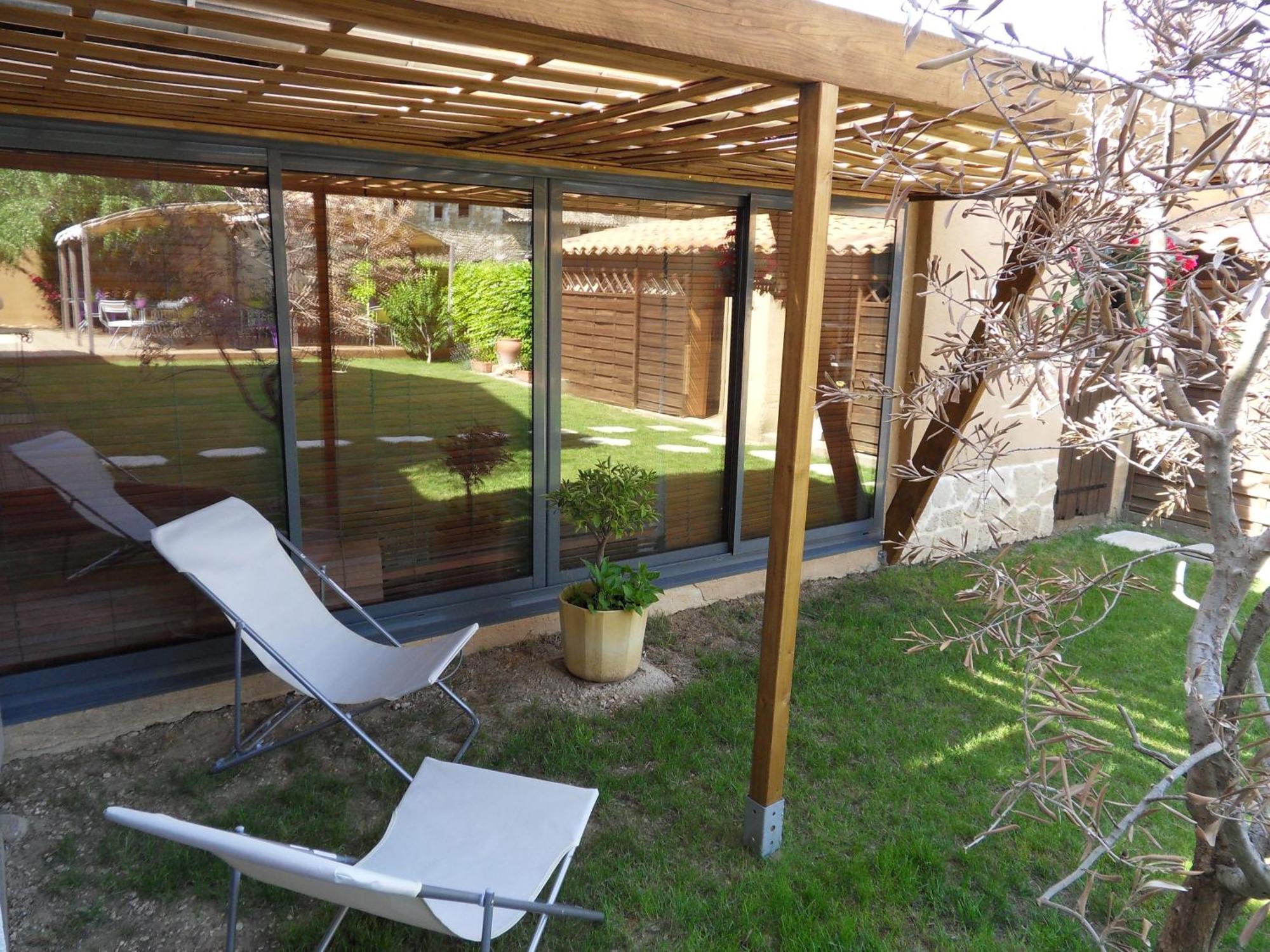 Le Jardin D'Ivana Chambres D'Hotes B&B Avec Piscine Chauffee Oppède Exteriör bild