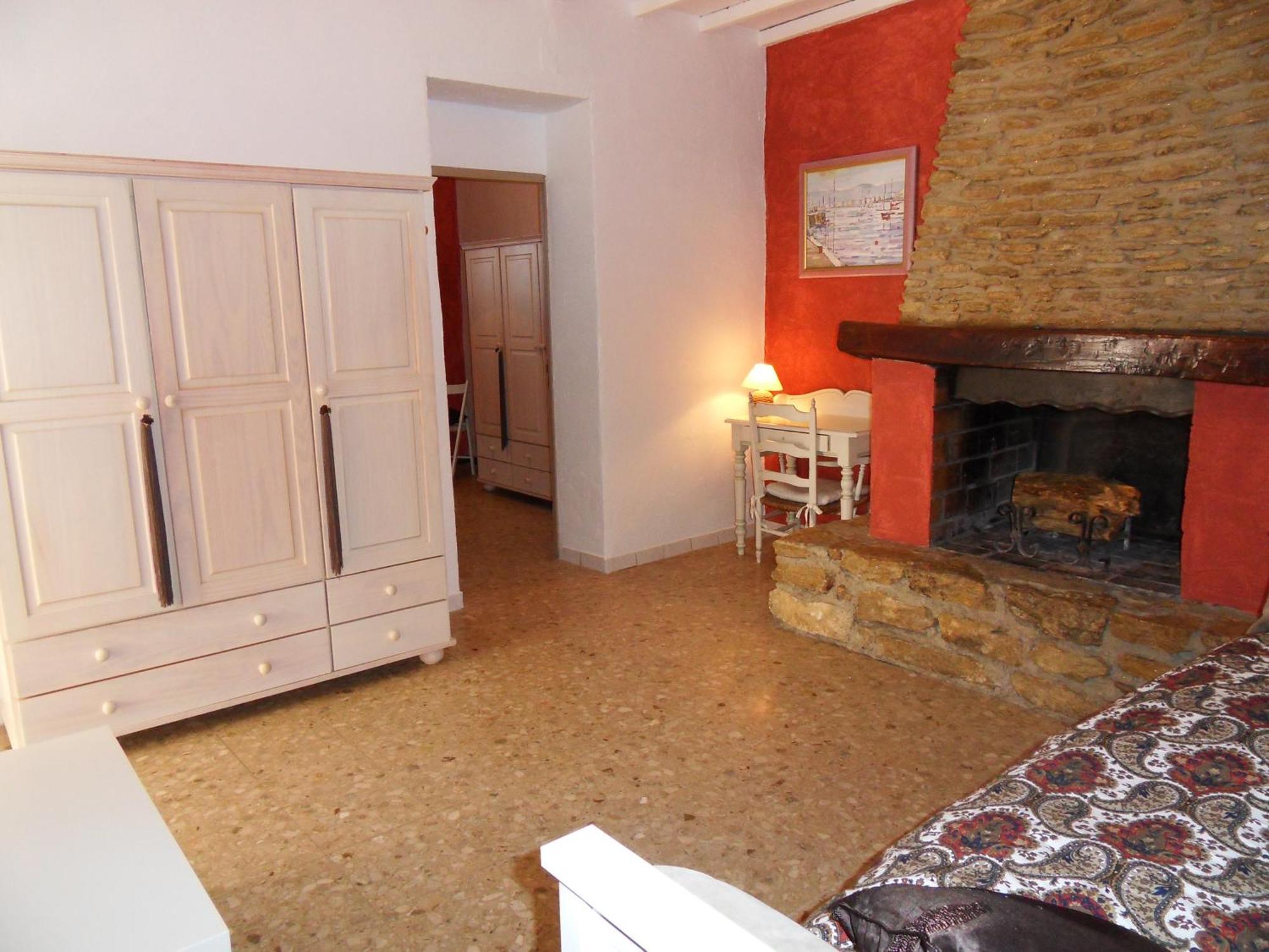 Le Jardin D'Ivana Chambres D'Hotes B&B Avec Piscine Chauffee Oppède Exteriör bild