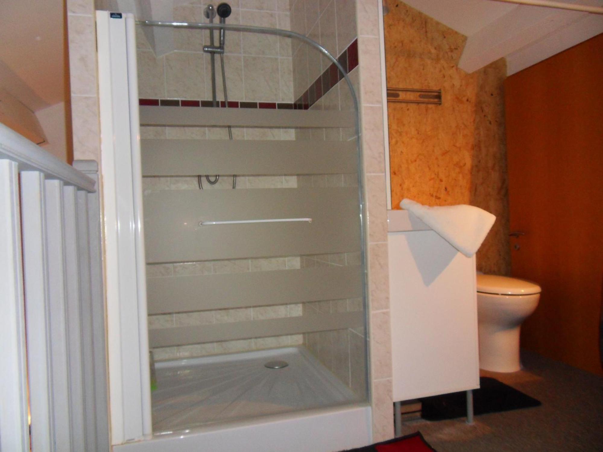 Le Jardin D'Ivana Chambres D'Hotes B&B Avec Piscine Chauffee Oppède Exteriör bild