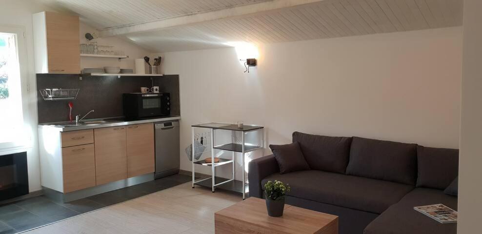 Le Jardin D'Ivana Chambres D'Hotes B&B Avec Piscine Chauffee Oppède Exteriör bild