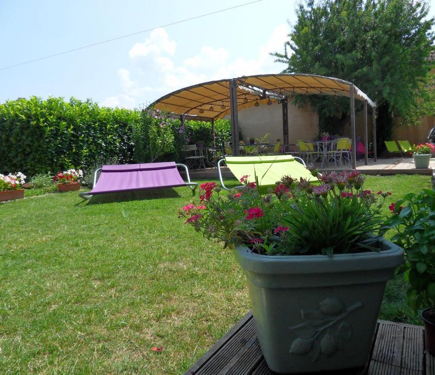 Le Jardin D'Ivana Chambres D'Hotes B&B Avec Piscine Chauffee Oppède Rum bild