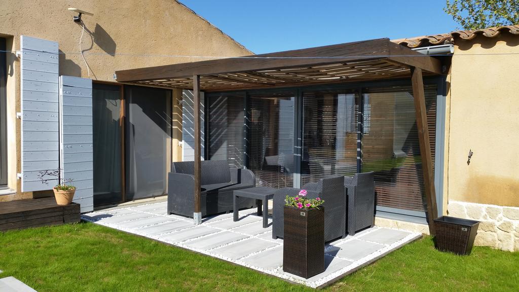 Le Jardin D'Ivana Chambres D'Hotes B&B Avec Piscine Chauffee Oppède Exteriör bild